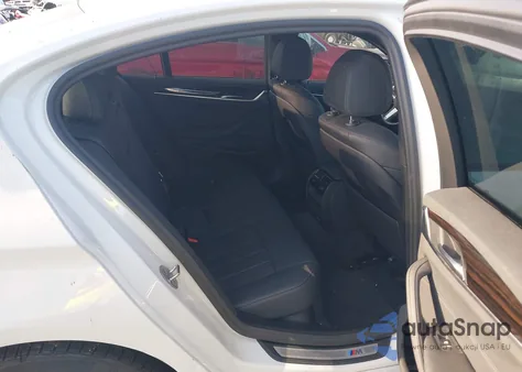 2023 BMW 530E из США, поврежденный, VIN WBA13AG09PCN20064